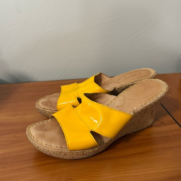 Born Shoes - Born‎ Zefira Wedge Sandal Heel Slip On Cork Patent Leather Yellow Open Toe 8